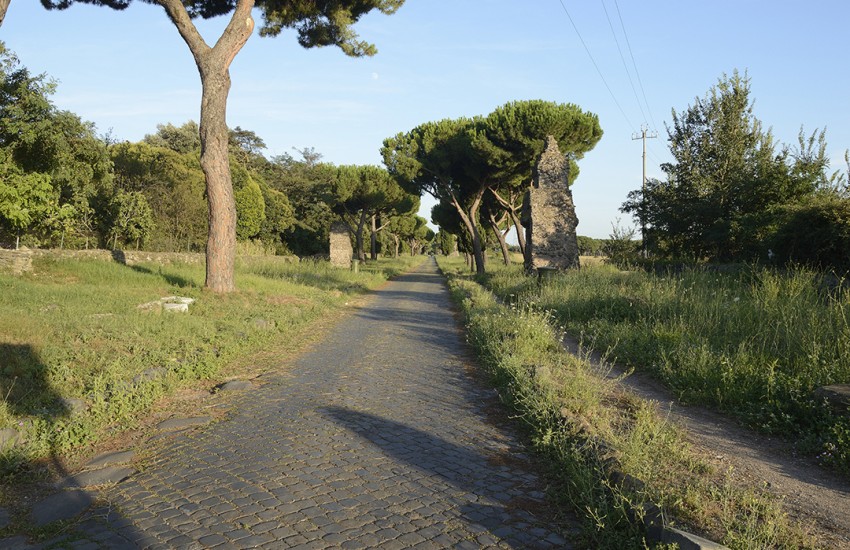La via Appia top sul National Geographic Traveller